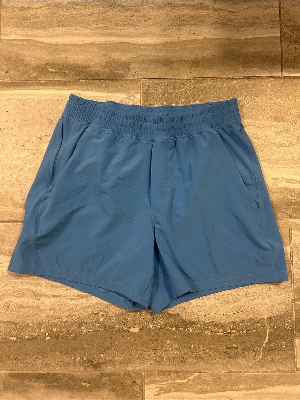 lululemon athletica Men's Sky Blue Pace Breaker Shorts